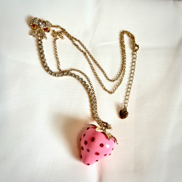 Betsey Johnson Pink Strawberry Red Rhinestone Long Necklace Gold Tone - Picture 1 of 9